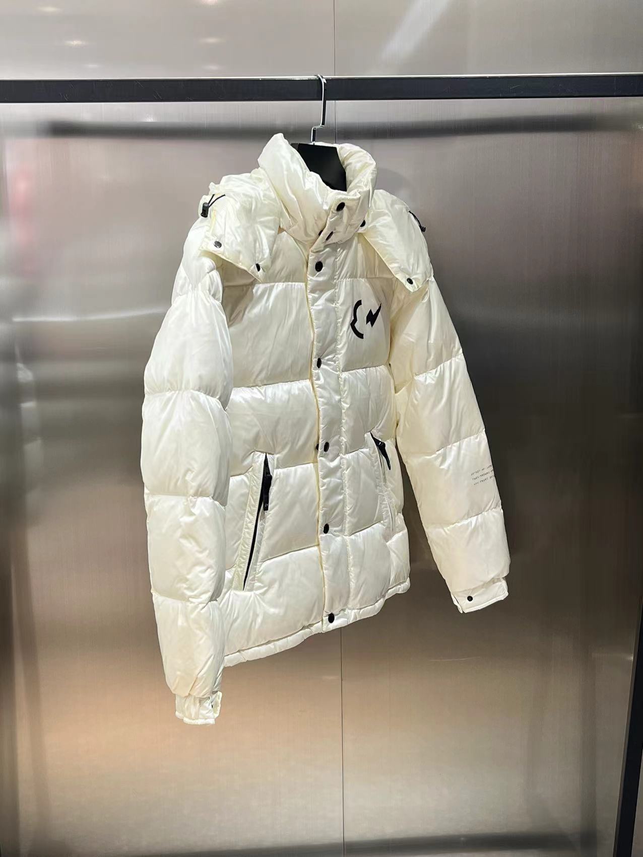 スーパーコピー服後払い国内発送対応N品安全必ず届く信用できるサイト